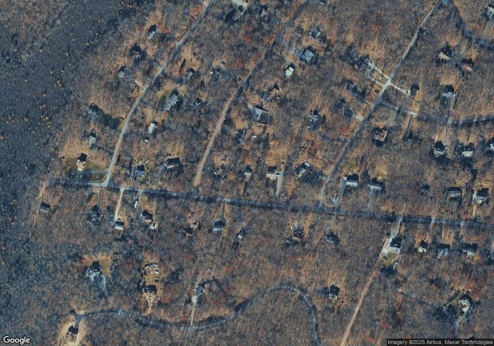 122 Primrose Ln, Milford, PA 18337 - photo 1