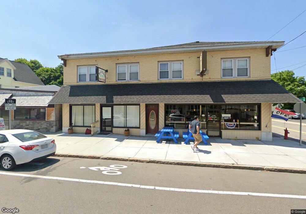 316 N Main St unit B, Uxbridge, MA 01569 - photo 1