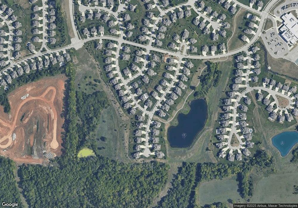 9851 Hastings St, Lenexa, KS 66227 - photo 1