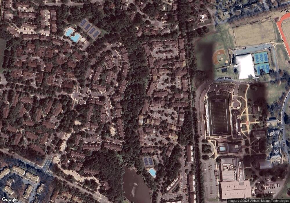 10780 Brewer House Rd, Rockville, MD 20852 - photo 1