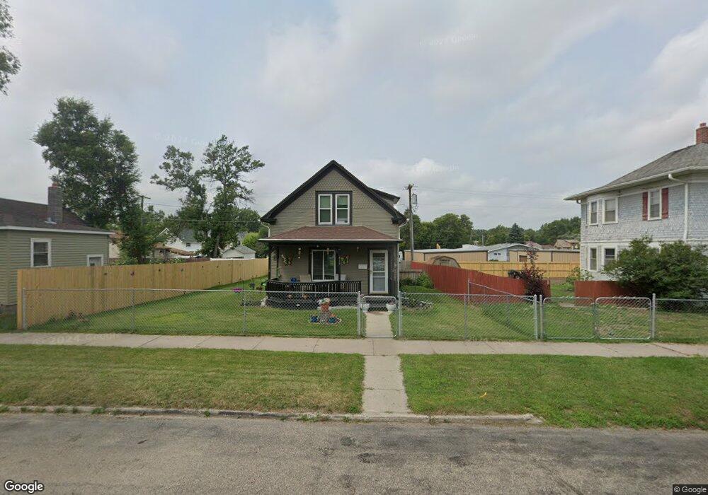 413 3rd Ave NW, Jamestown, ND 58401 - photo 1