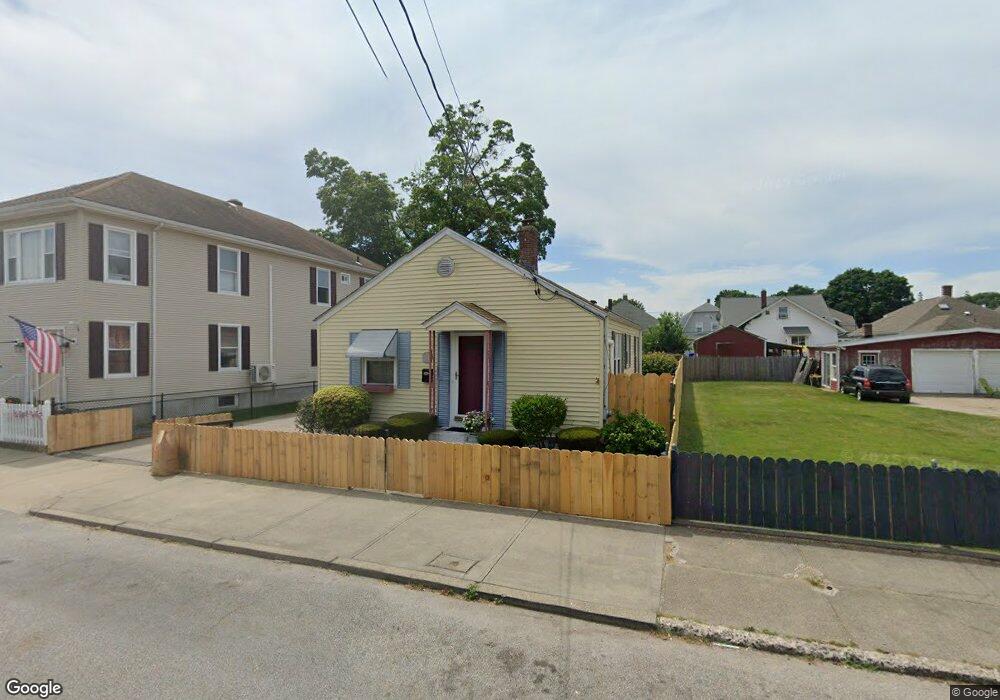 27 Littlefield St, Pawtucket, RI 02861 - photo 1