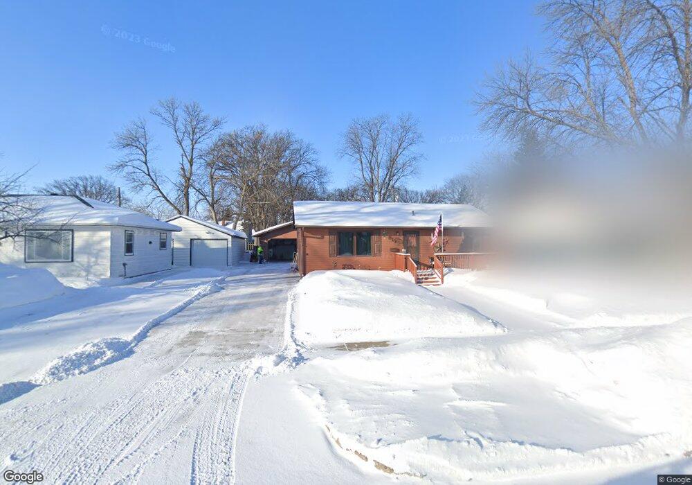 817 18th St S, Fargo, ND 58103 - photo 1
