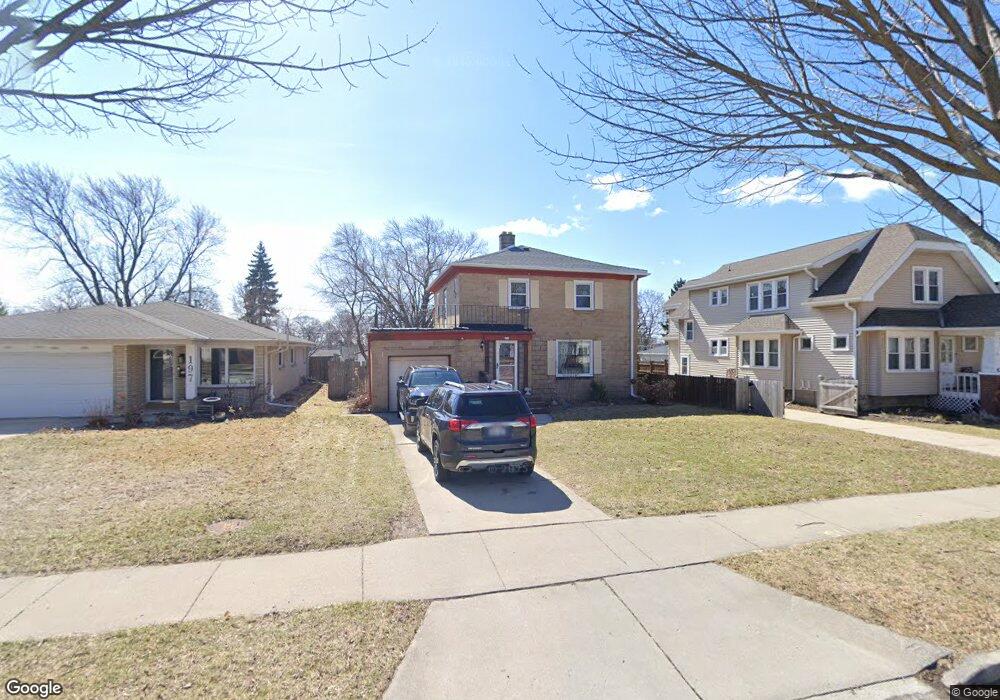 201 W Bolivar Ave, Milwaukee, WI 53207 - photo 1