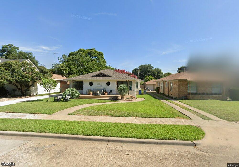 6221 Saint Moritz Ave, Dallas, TX 75214 - photo 1