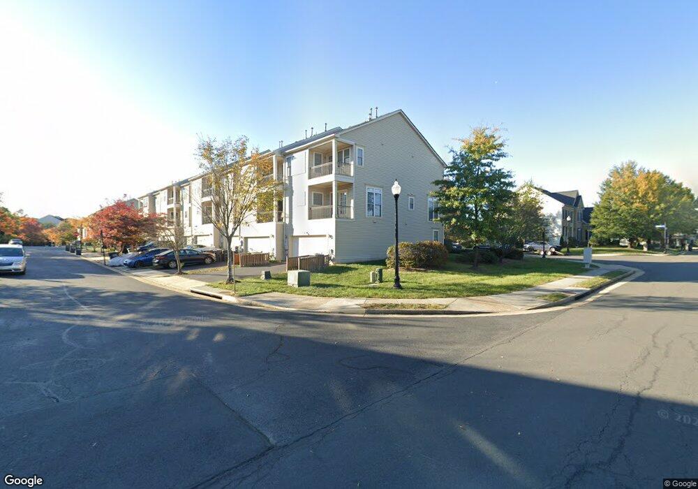 43014 Matties Terrace, Chantilly, VA 20152 - photo 1