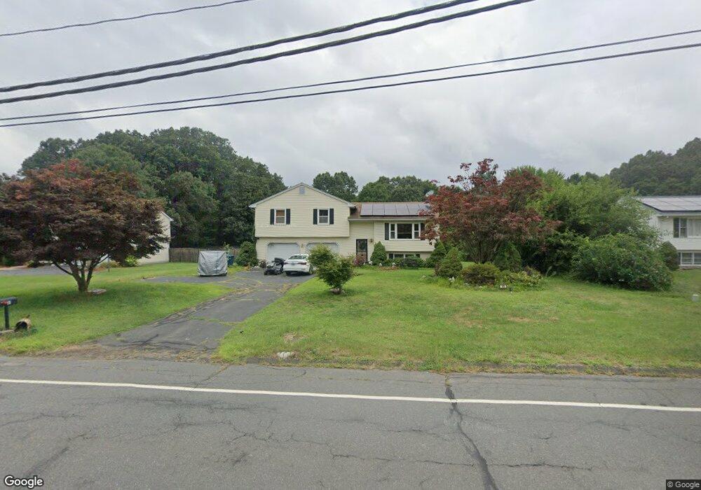 61 High St, Windsor, CT 06095 - photo 1