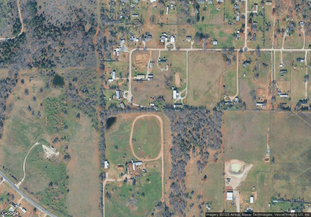 902 Tiffany St, Azle, TX 76020 - photo 1