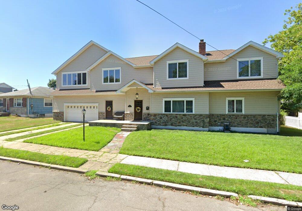 31 Beverly Ave, Staten Island, NY 10301 - photo 1