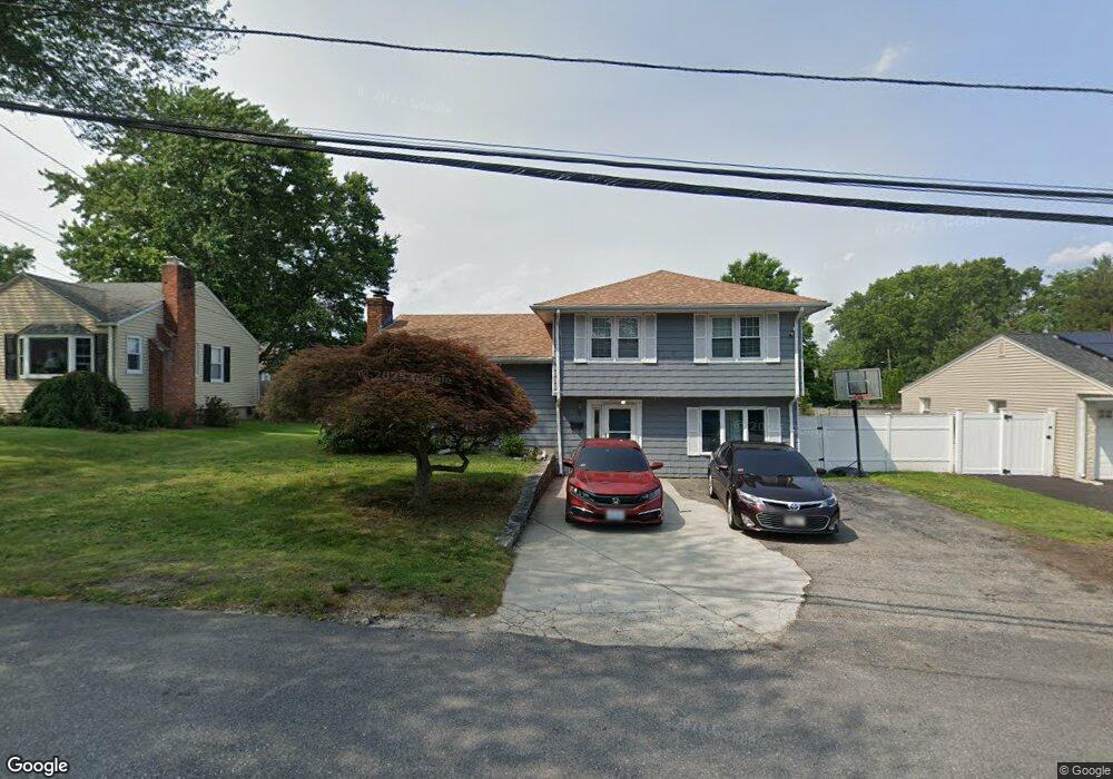 29 Rangeley Rd, Cranston, RI 02920 - photo 1