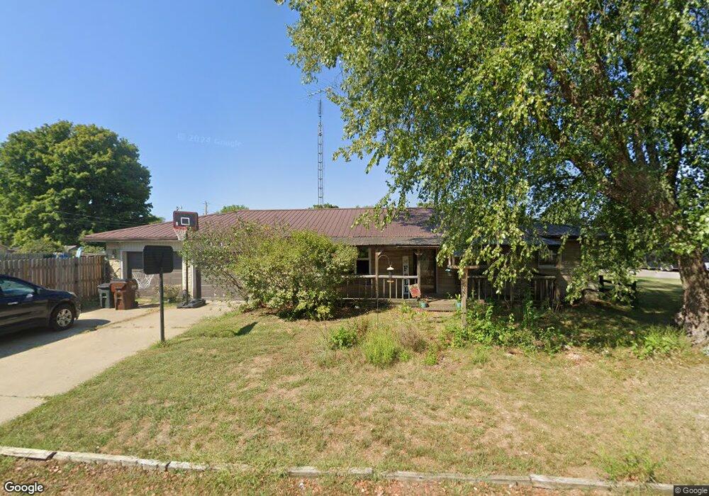 5504 Walnut St, Columbus, IN 47201 - photo 1