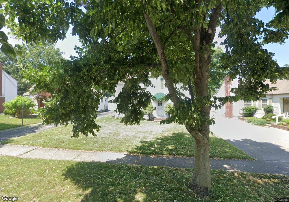 554 Richards Rd, Columbus, OH 43214 - photo 1