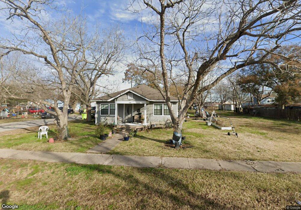 2701 Avenue F, Rosenberg, TX 77471 - photo 1
