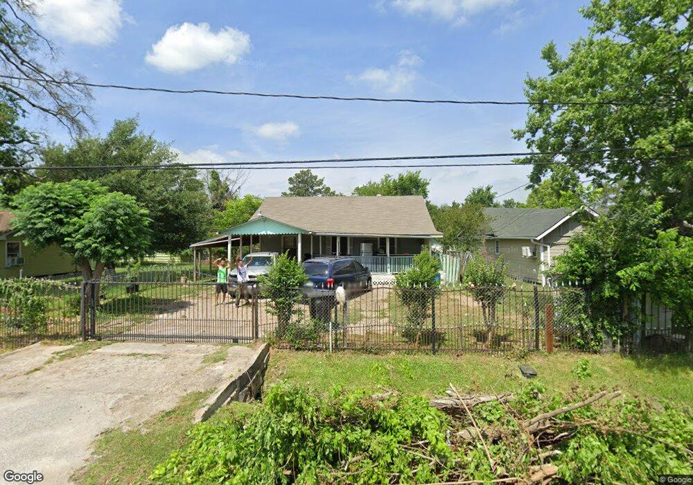 7819 1/2 Duncan St, Houston, TX 77093 - photo 1