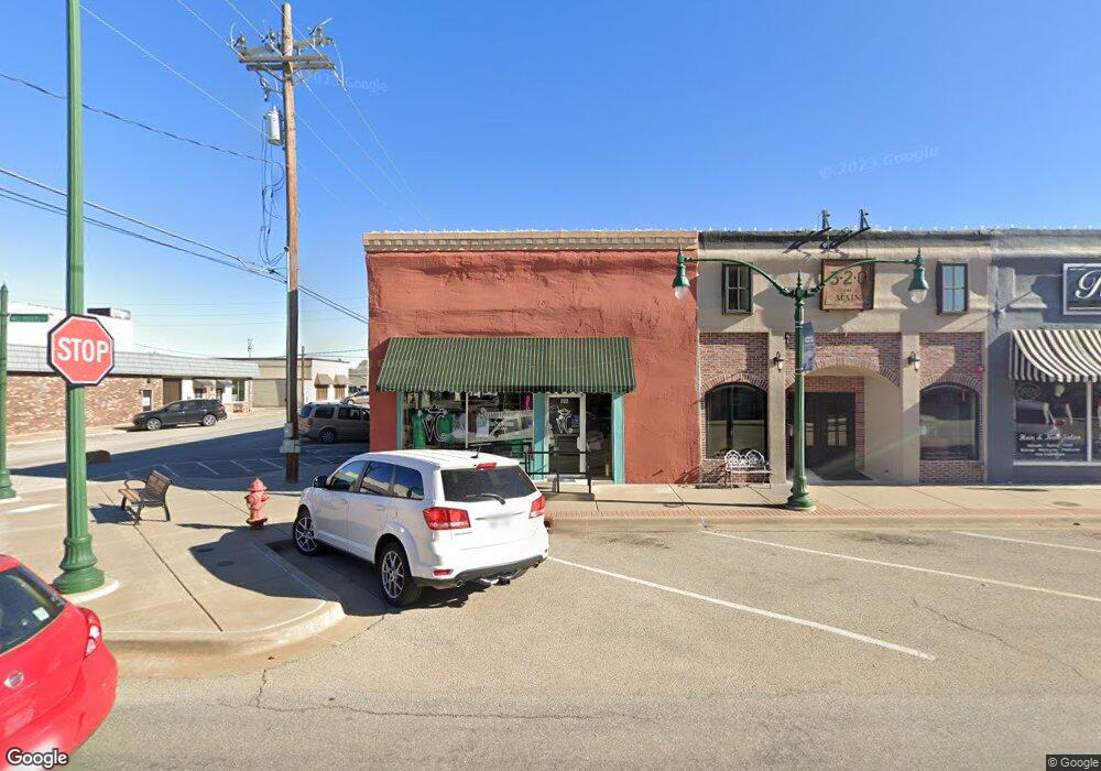 332 W Will Rogers Blvd, Claremore, OK 74017 - photo 1