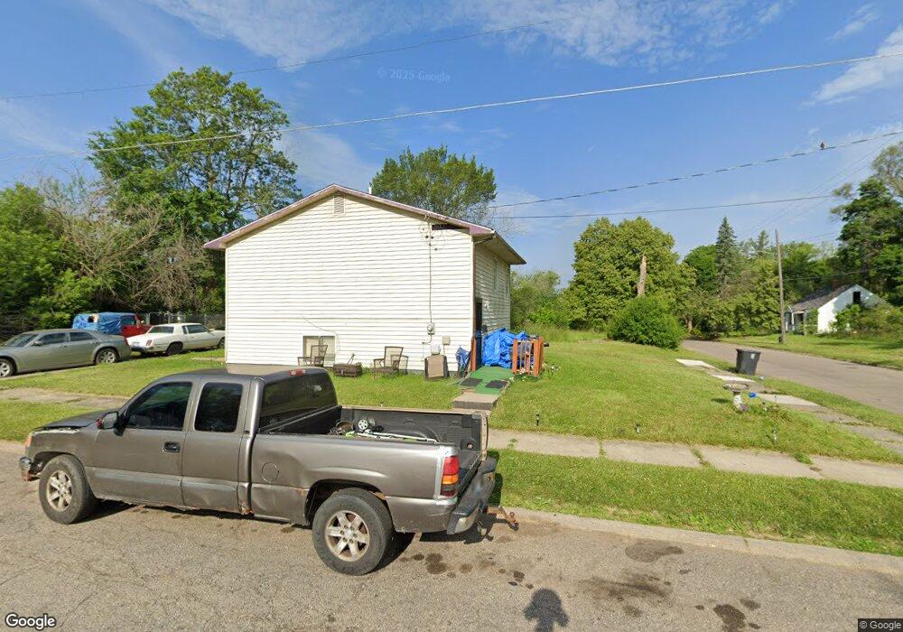 358 E Ruth Ave, Flint, MI 48505 - photo 1