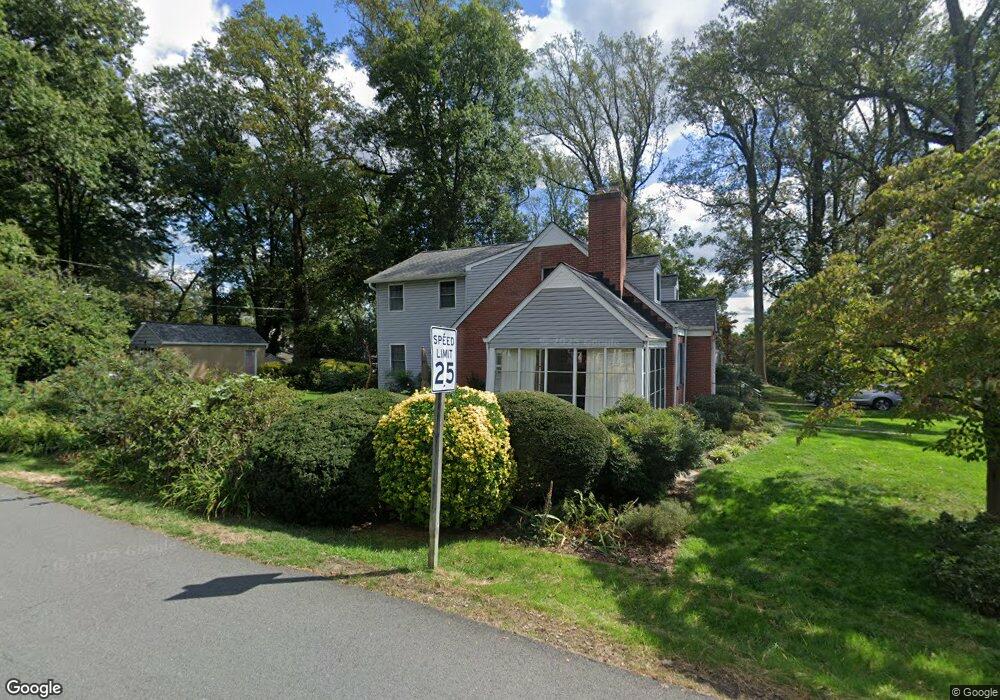 2351 N Oak St, Falls Church, VA 22046 - photo 1