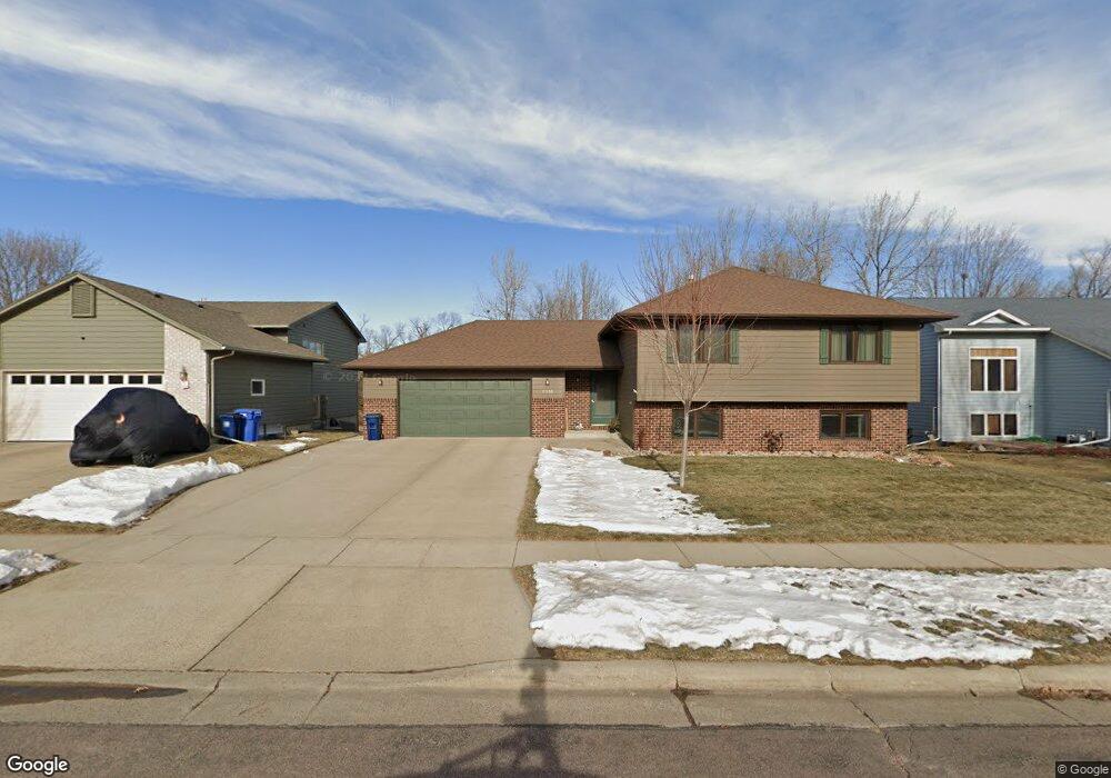 5116 E 28th St, Sioux Falls, SD 57110 - photo 1