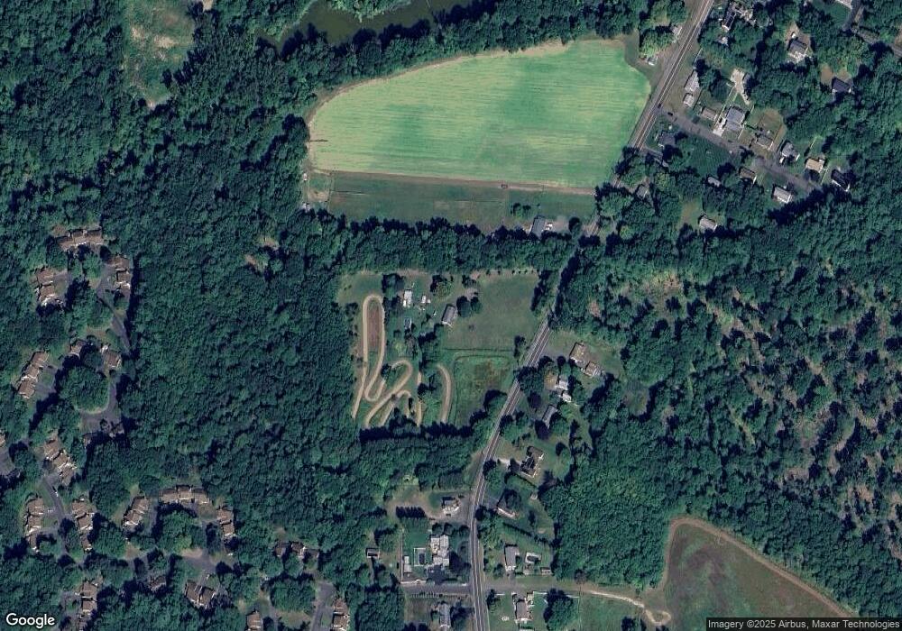 239 N Maple St, Enfield, CT 06082 - photo 1