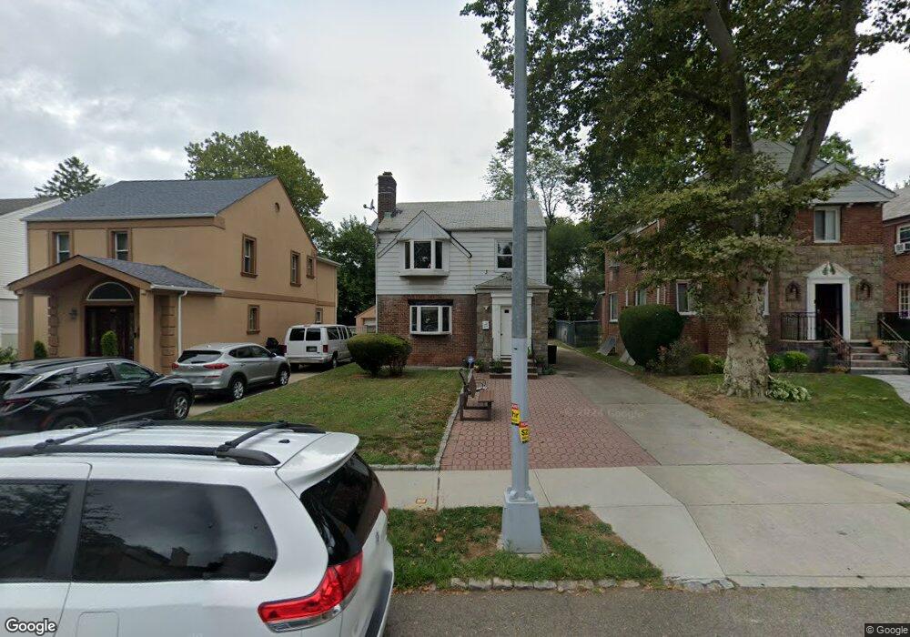 18437 Tudor Rd, Jamaica, NY 11432 - photo 1