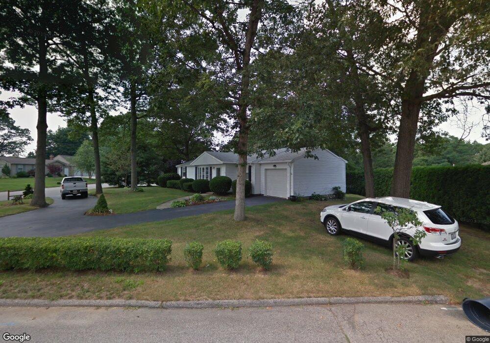 60 Bowman Dr, Warwick, RI 02889 - photo 1