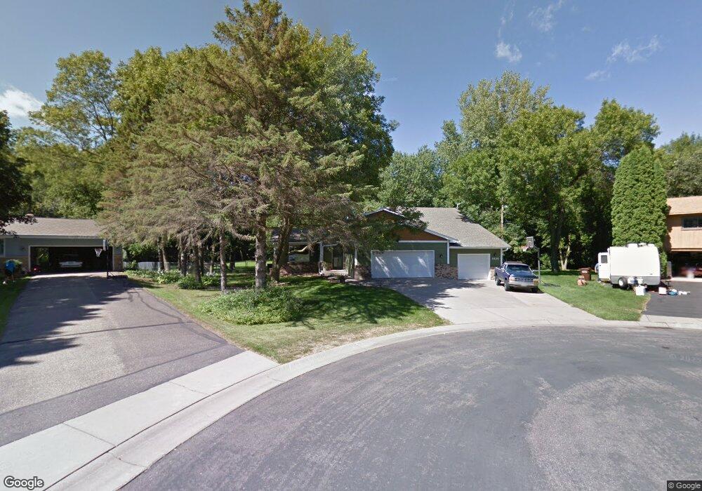 1839 Howard Ave, Maple Plain, MN 55359 - photo 1