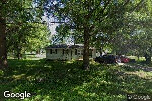 323 Sycamore St, Payson, IL 62360