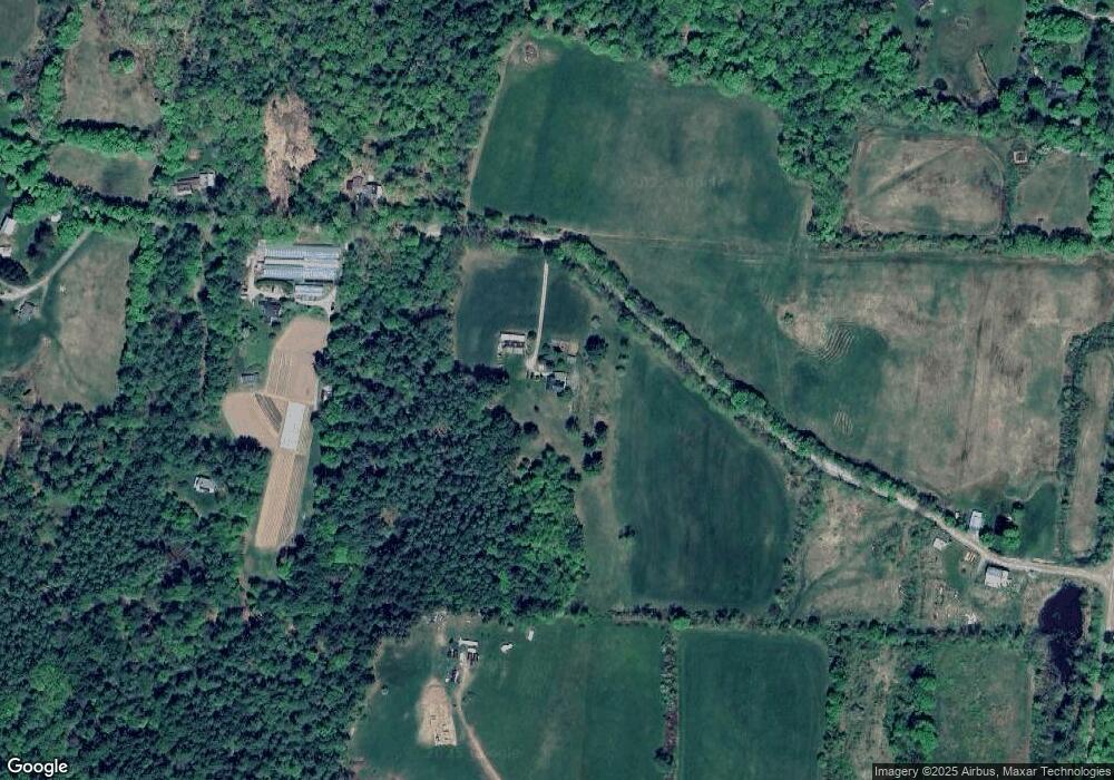 327 Daigel Rd, Putney, VT 05346 - photo 1