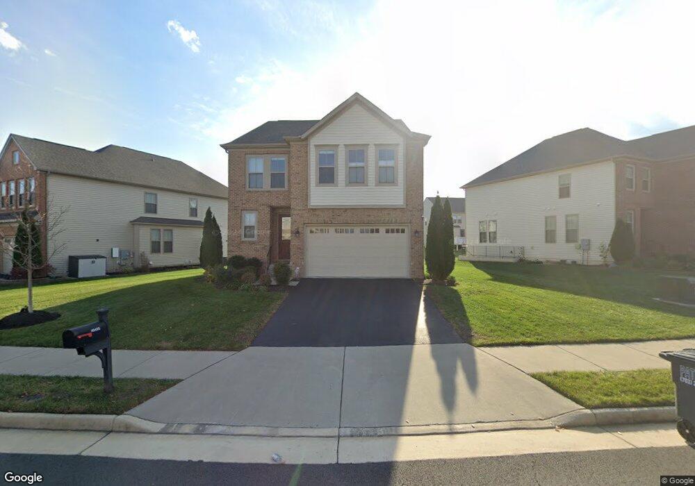 42425 Leeds Field Dr, Chantilly, VA 20152 - photo 1