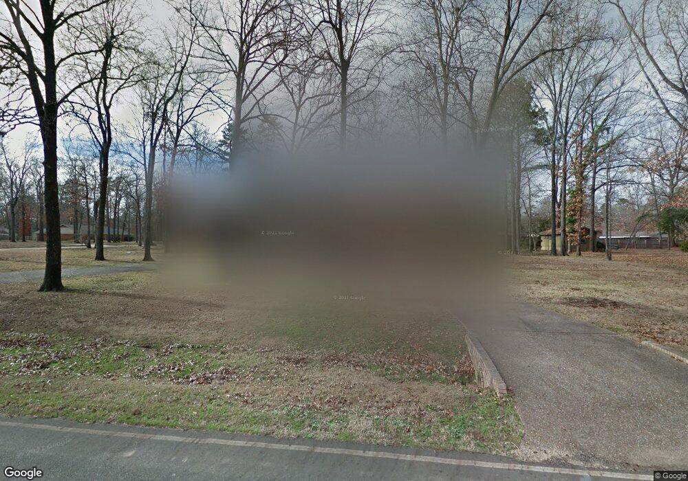 909 Clear Creek Dr, Texarkana, TX 75503 - photo 1