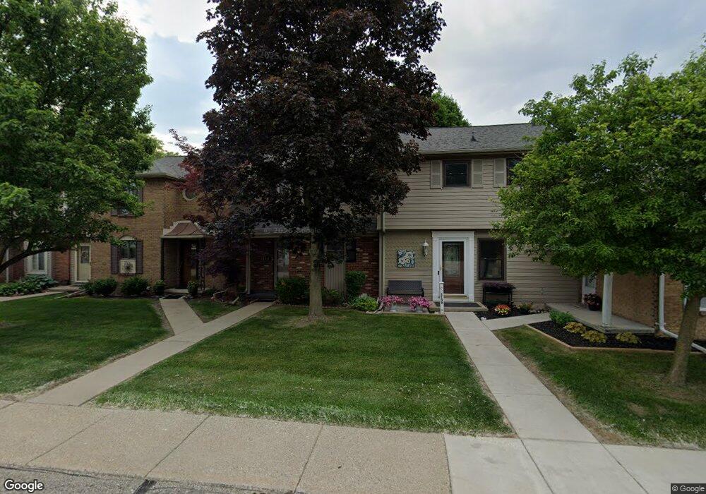 1137 River Hill Ct unit 28, Flint, MI 48532 - photo 1