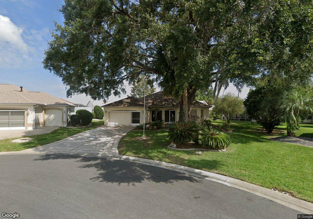 1320 Jimenez Ct, Lady Lake, FL 32159 - photo 1