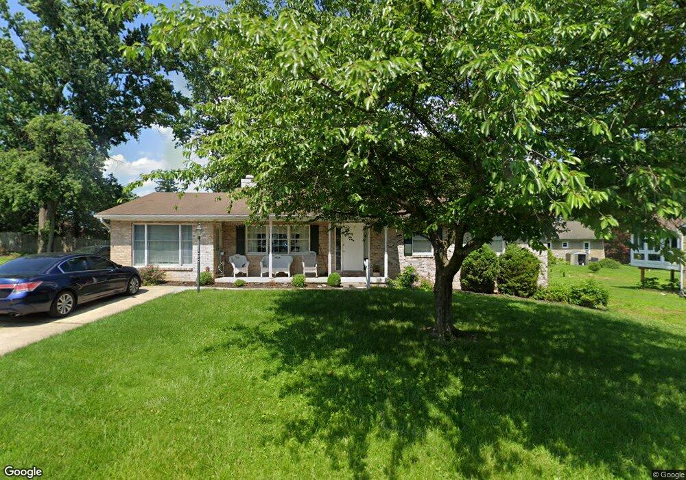 1717 Willis Dr, Halethorpe, MD 21227 - photo 1