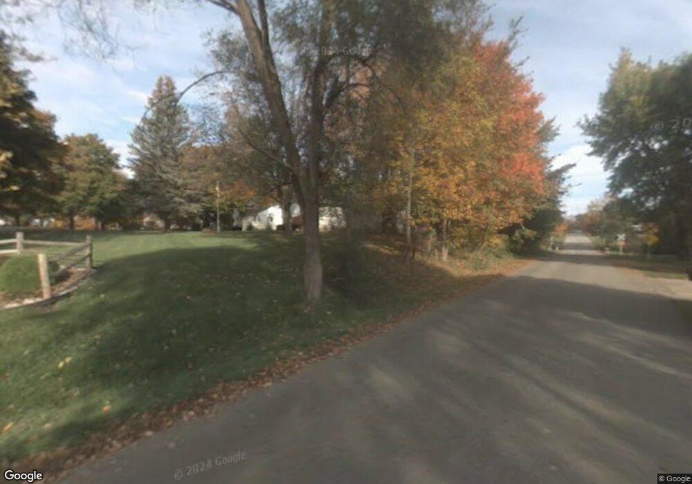 116 W Maple St, Vassar, MI 48768 - photo 1