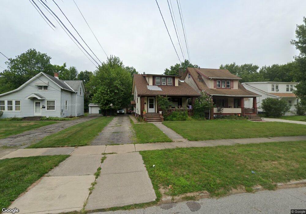 5148 Theodore St, Maple Heights, OH 44137 - photo 1