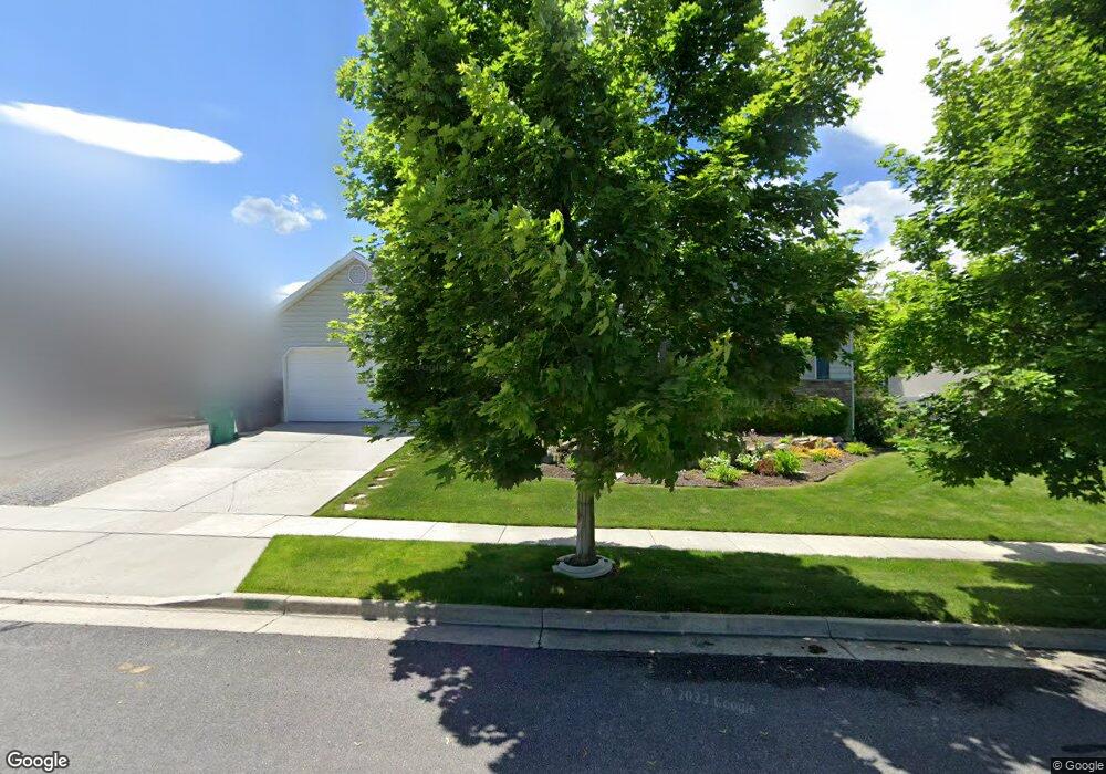 877 W 2150 S, Woods Cross, UT 84087 - photo 1