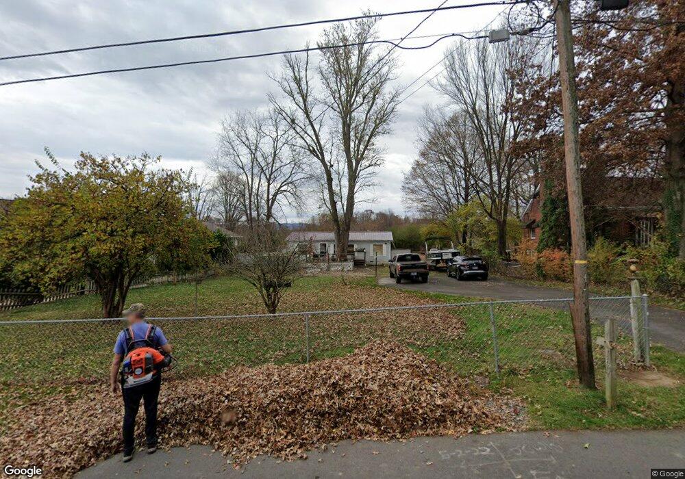 160 E Grande Ave, Johnson City, TN 37601 - photo 1