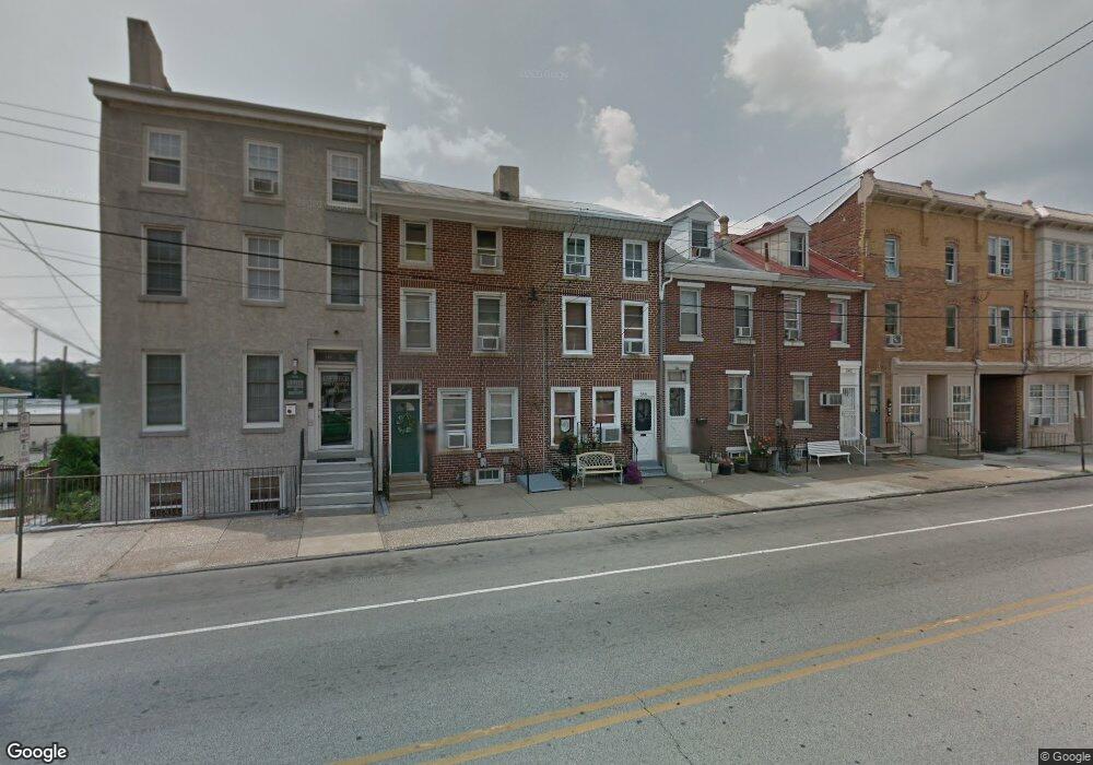 546 E Main St, Norristown, PA 19401 - photo 1