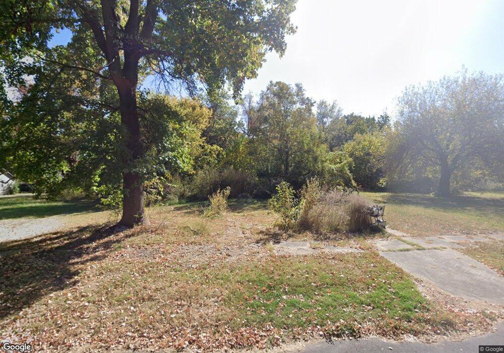 2017 Columbus St, Muskogee, OK 74401 - photo 1