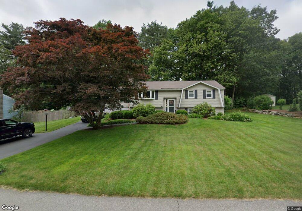 24 Peter Rd, MerriMacK, NH 03054 - photo 1