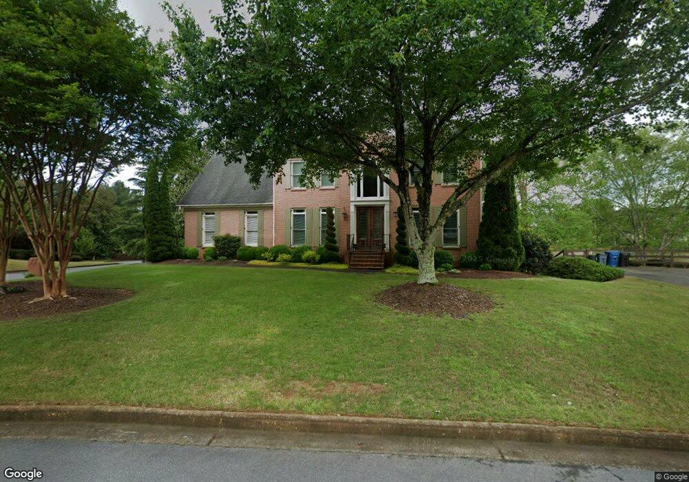 135 Brighton Cir, Alpharetta, GA 30004 - photo 1