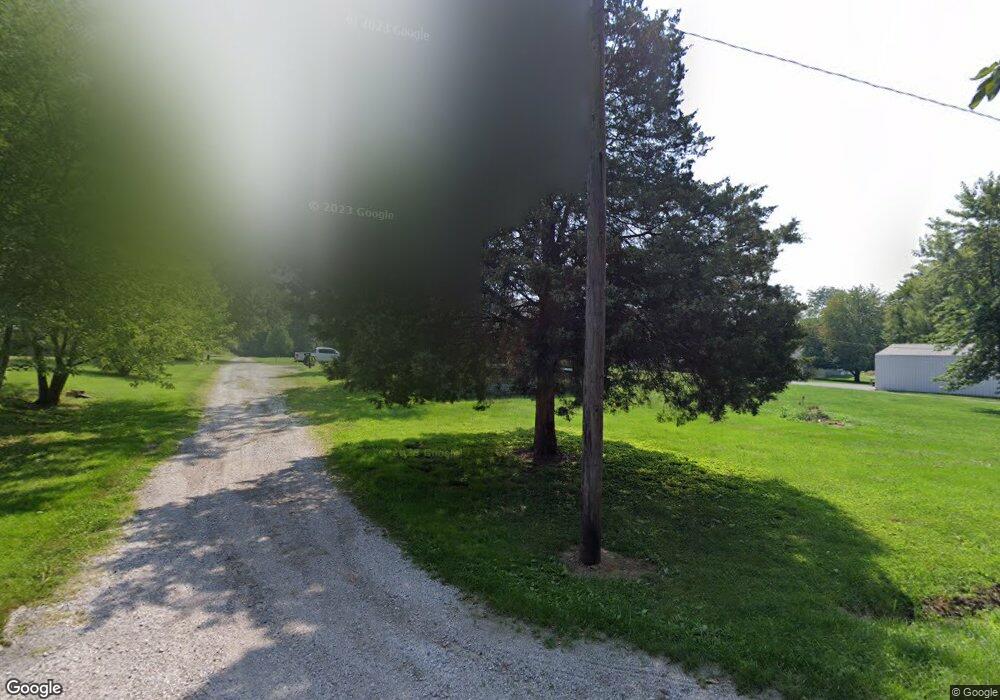 631 W 10th St, Bicknell, IN 47512 - photo 1