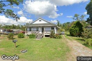 2821 Farmsite Rd, Violet, LA 70092