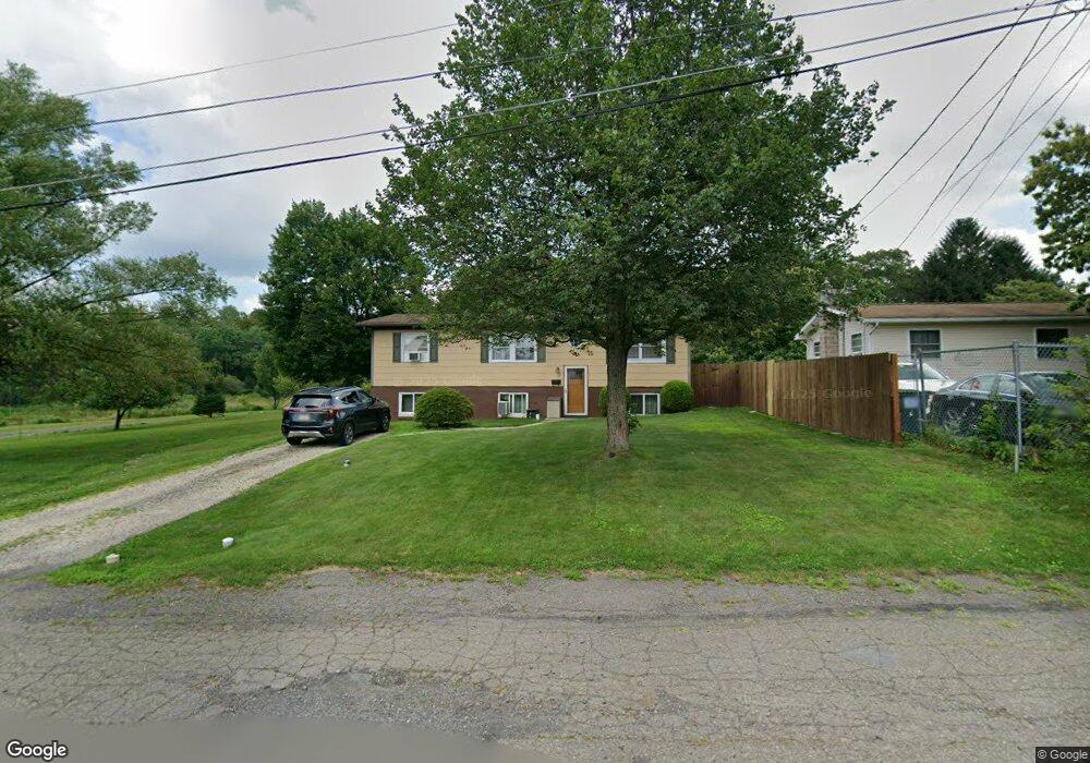 131 N Lincoln St, McAdoo, PA 18237 - photo 1