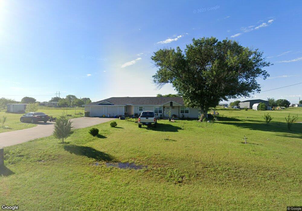 1621 E Cherry Ct, Cleburne, TX 76031 - photo 1