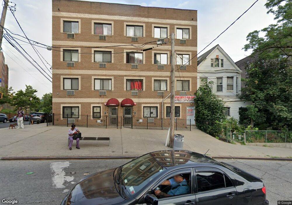 166 W Kingsbridge Rd, Bronx, NY 10463 - photo 1