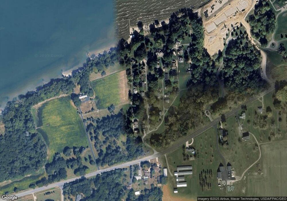 24 W Virginia Rd, Vermilion, OH 44089 - photo 1