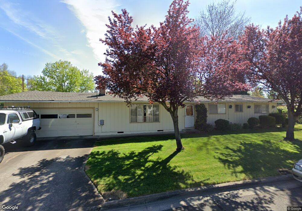 1120 Comet Ave, Central Point, OR 97502 - photo 1