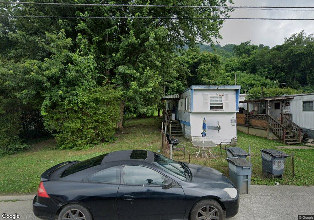 8721 Oregon Ave, Charleston, WV 25315 - photo 1