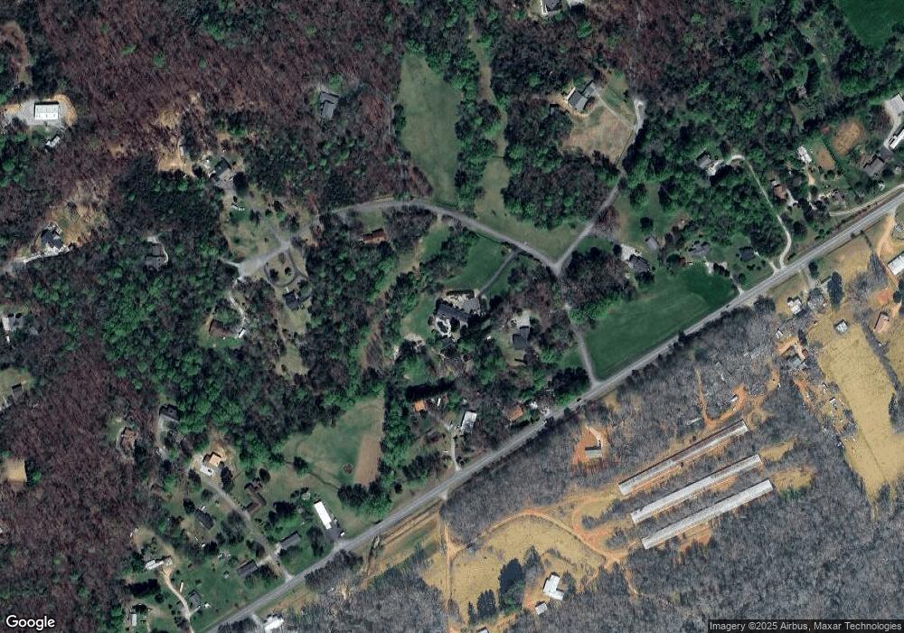 208 Crestview Rd, Demorest, GA 30535 - photo 1